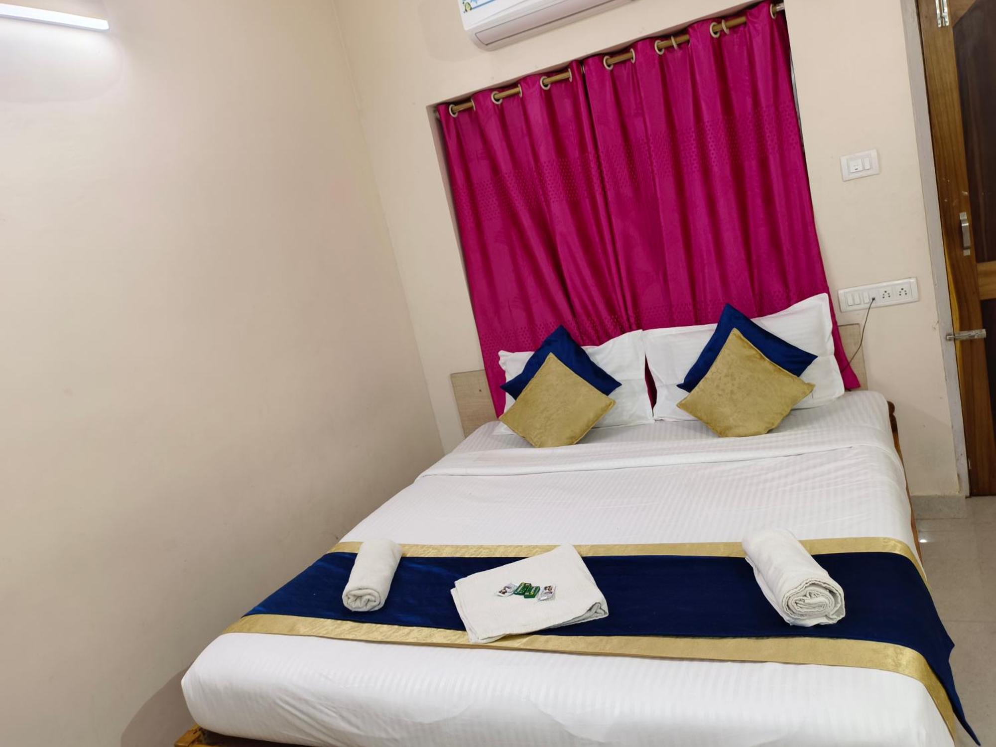 Hotel Bay Beach Inn Пури Екстериор снимка