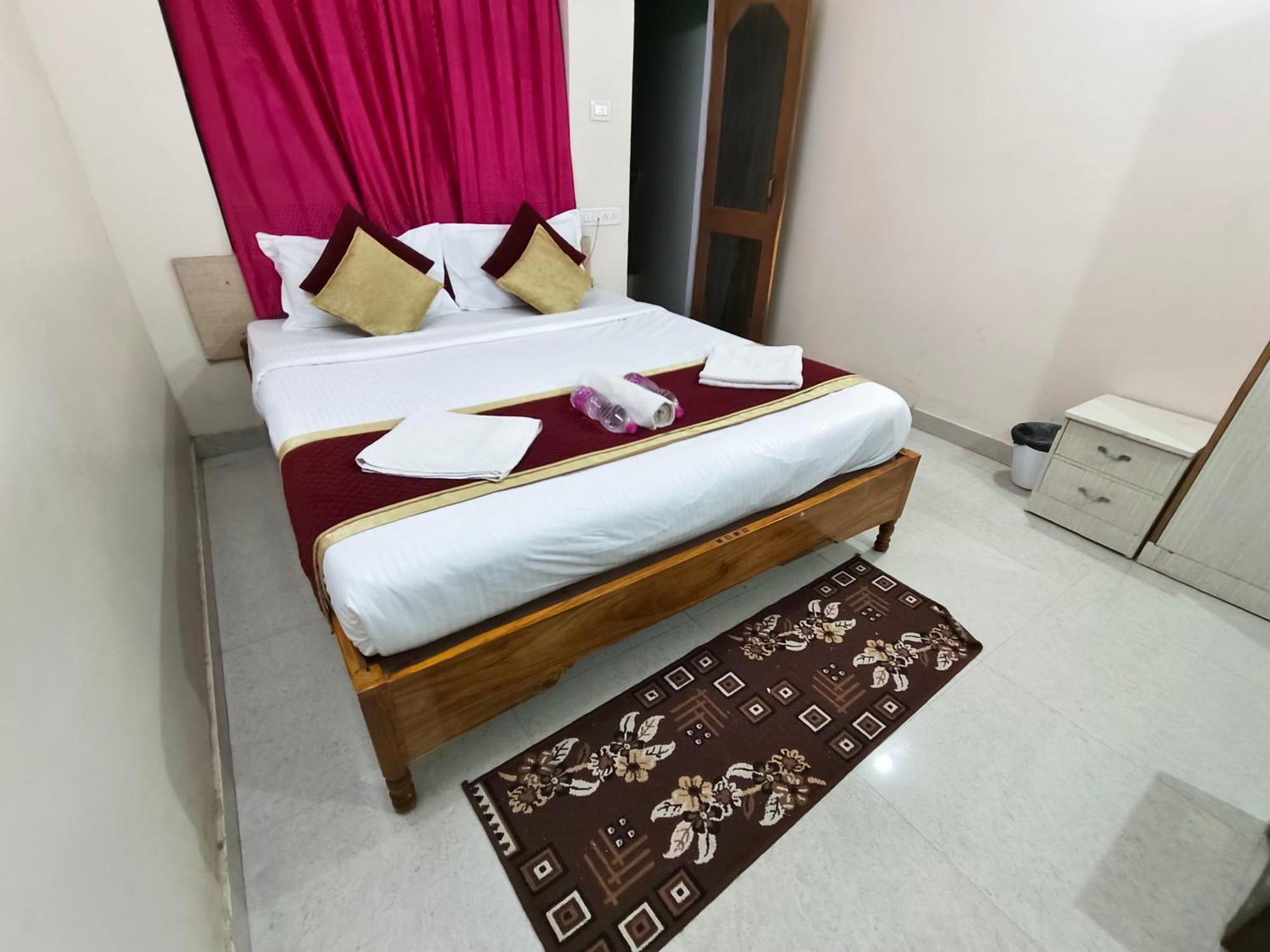 Hotel Bay Beach Inn Пури Екстериор снимка